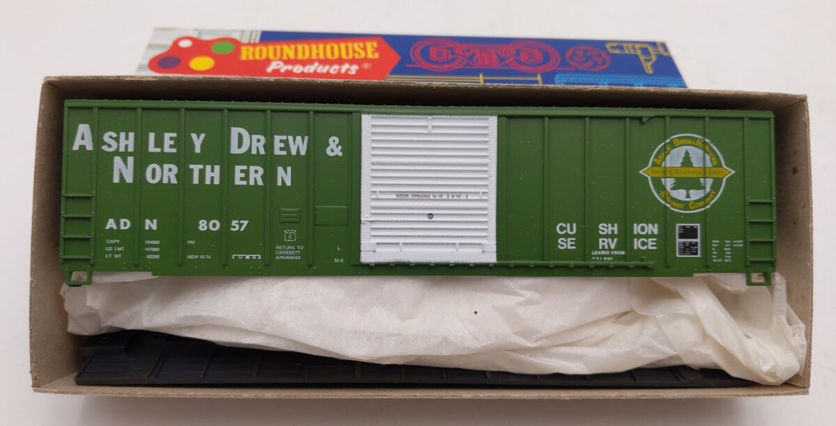 Roundhouse 1954 HO Ashley Drew & Northern 50’ Single Door Boxcar Road # 8057 Kit
