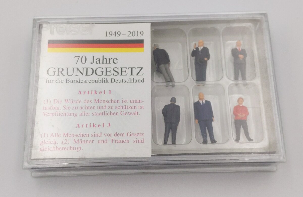 Preiser 13400 HO German Leaders Pack of Six