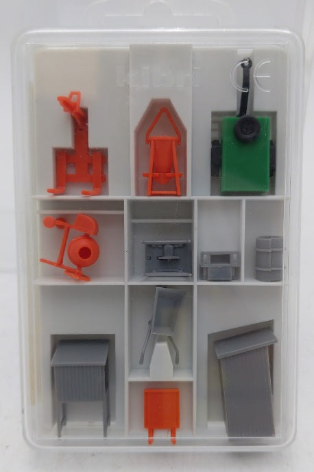Kibri 8123 HO Scale Roadworks Plastic Accessories (Set of 11)