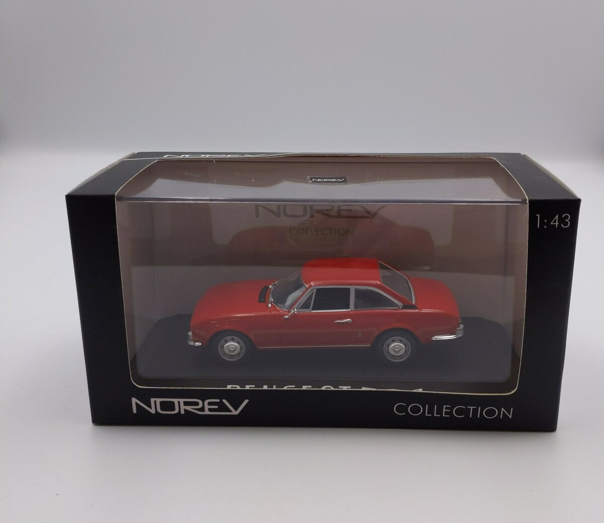 Norev 475416 1:43 Peugeot 504 Diecast Model Car