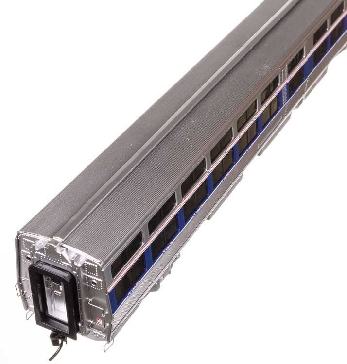 Walthers 920-12300 HO Amtrak IV Lighted 85' Budd Viewliner Sleeper w/ Decal RTR