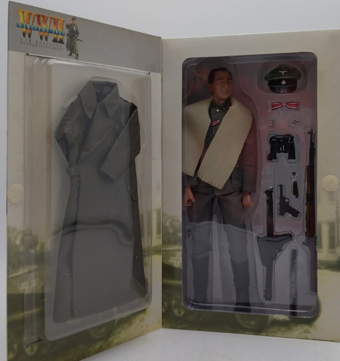 Dragon 70130 WWII Mariupol 1941 LAH Division Kurt Action Figure
