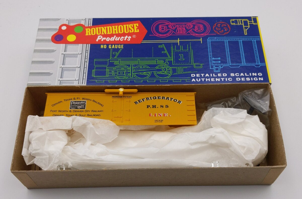 Roundhouse 3084 HO 36' Old Time Pan Handle Reefer Kit