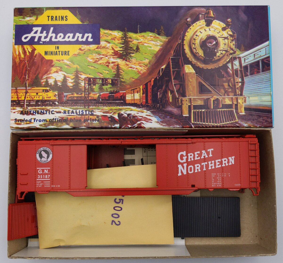 Athearn 490-1 HO Great Northern 50' Single Door Boxcar Kit