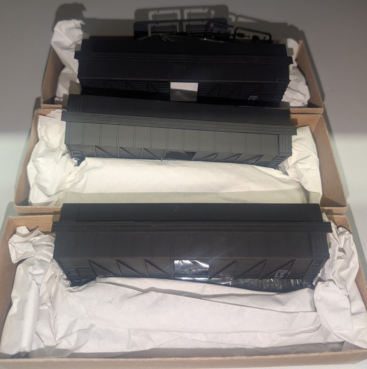 Accurail 3378 HO Scale Denver and Rio Grande Wood Stock Car (Pack of 3)