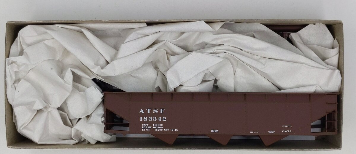 Accurail 7551 HO Scale Santa Fe AAR Triple Hopper Road #: 183342