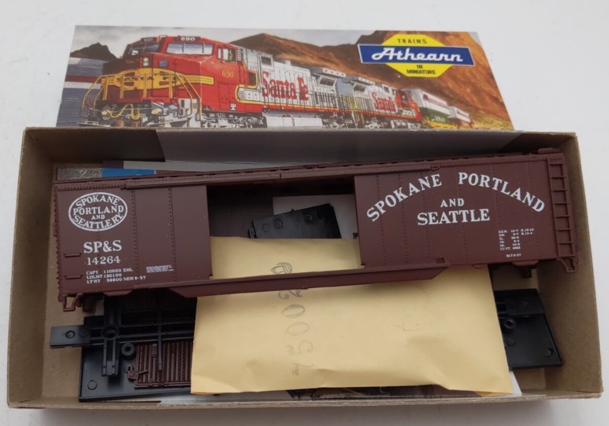 Athearn 154-1 HO Spokane Portland & Seattle 50' DD Boxcar Road # 14264 Kit