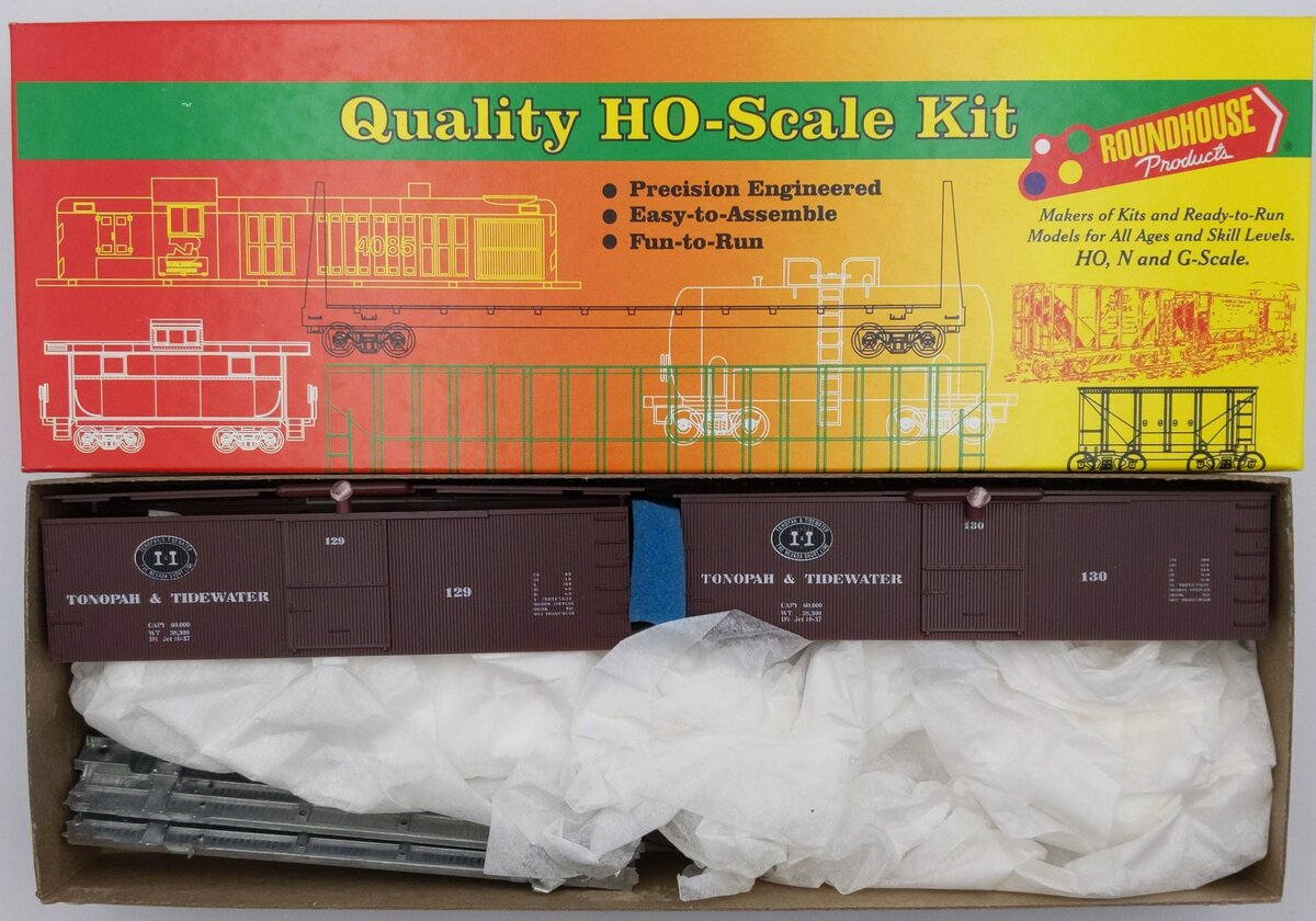 Roundhouse 32800 HO T&T 36' Twin Pack Boxcar Kit