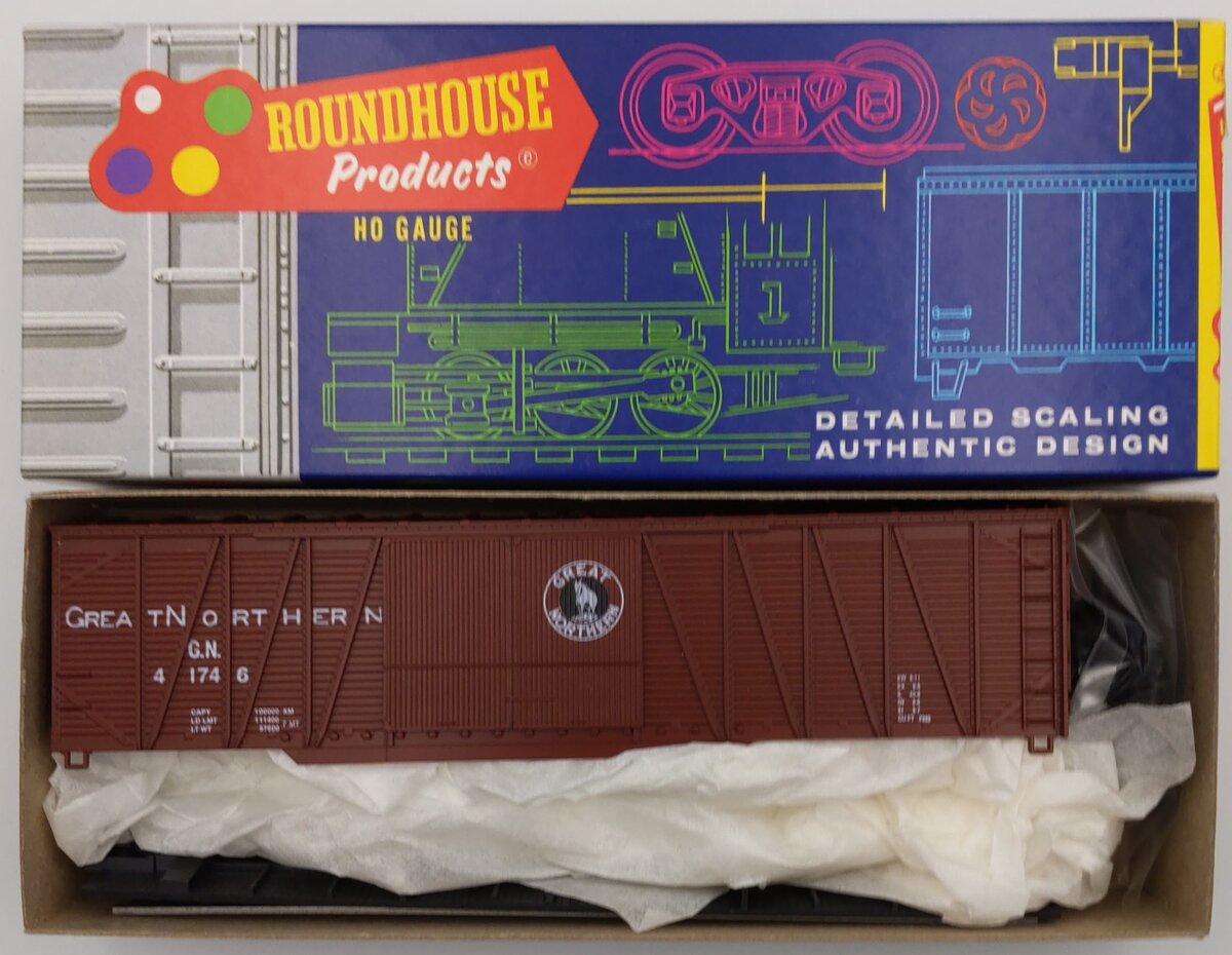 Roundhouse 2121 HO Great Northern 50' Wood Double Door Boxcar Kit