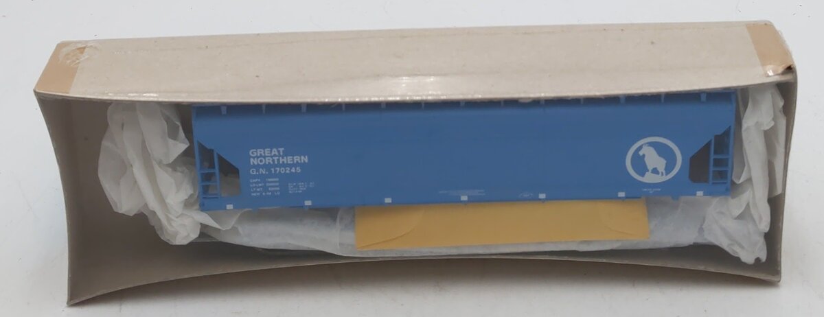 Athearn 271-1 HO Great Northern 55 Ft ACF Centerflow Covered Hopper # 170245 Kit