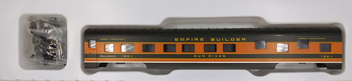 Con-Cor 0001-000983 HO Scale Great Northern 72' Pullman Sleeper Car Kit #1261