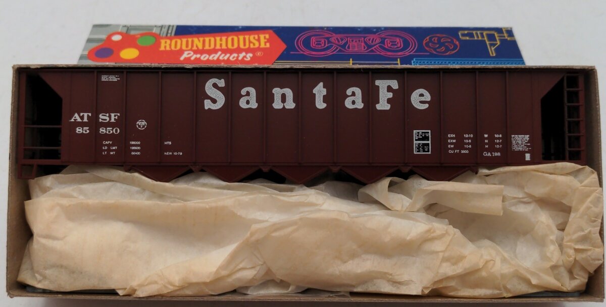 Roundhouse 1721 HO Scale Santa Fe 50' 5-Bay Rapid Discharge Car # 85850 Kit