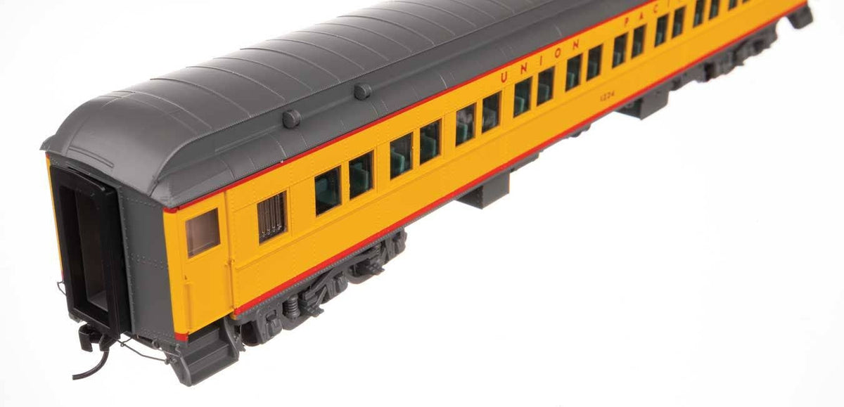 Walthers 920-17614 HO UP 82' Pullman-Built Heavyweight Paired-Window Coach #1224