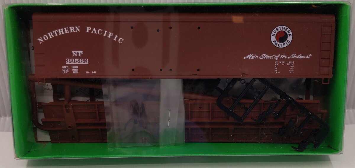 Bowser 55407 HO Scale Northern Pacific 50' Double Door Round Roof Boxcar #:39563