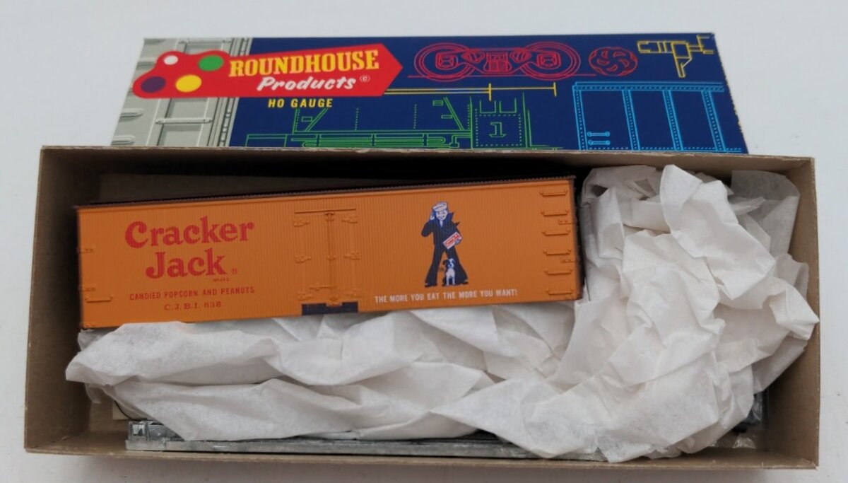 Roundhouse 3146 HO Scale Cracker Jack Billboard Reefer Kit