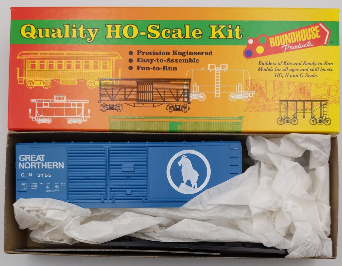 Roundhouse 77241 HO Great Northern 40' AAR Double Door Boxcar Kit