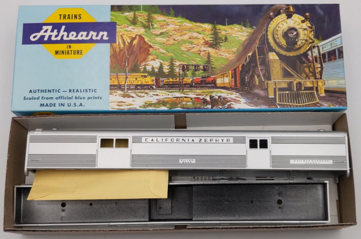 Athearn 2111 HO SL California Zephyr "Silver Bear" Baggage Car Kit