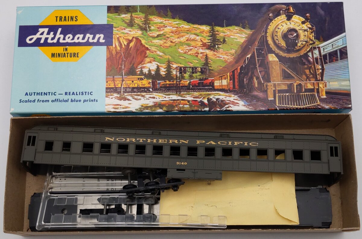 Athearn 5506 HO Northern Pacific "North Coast Limited" Coach Car Kit