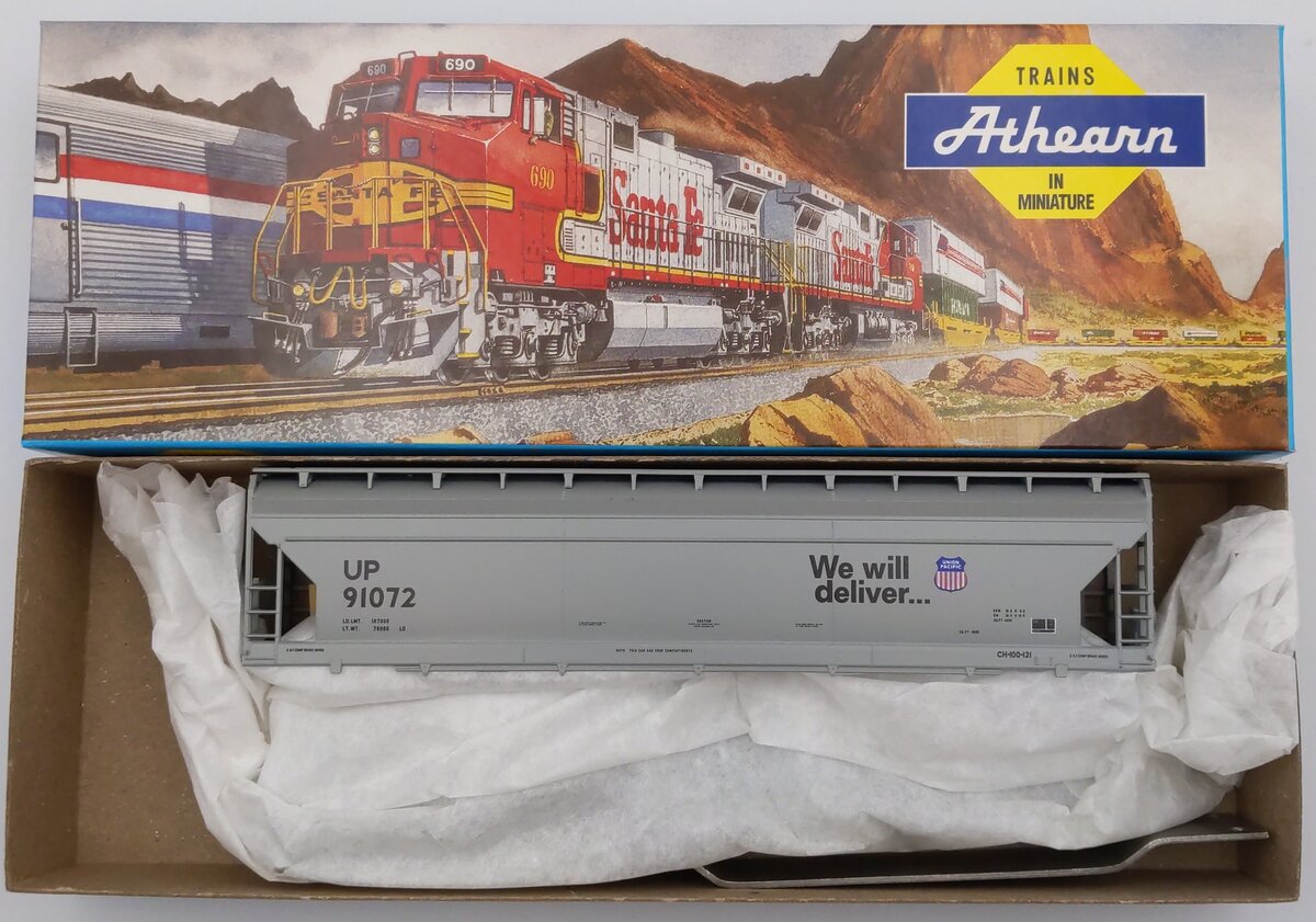 Athearn 2902I HO Union Pacific Center Flow Hopper Kit