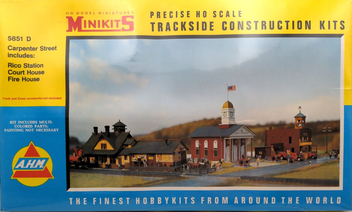 AHM 5851 D HO Trackside Rico Station, Court House, Fire House Building Kit