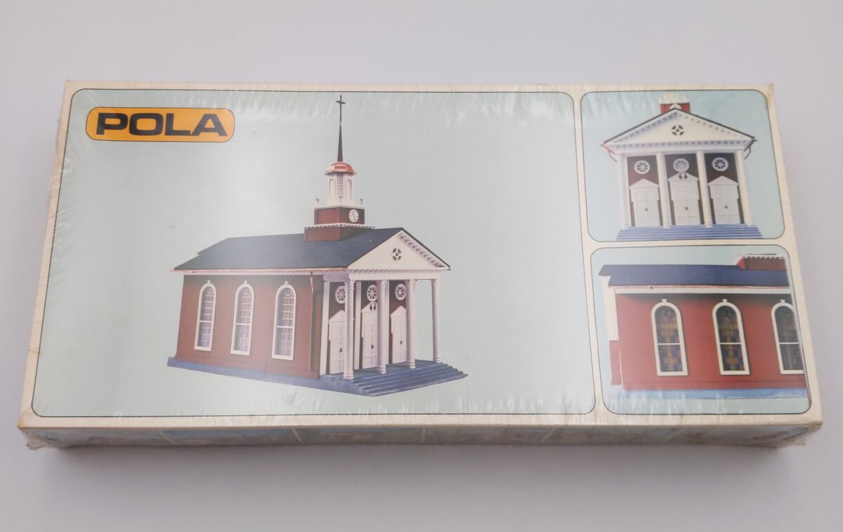 Pola 353 HO Church Building Kit
