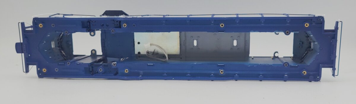 Lionel 38895-2 Blue Wabash GP-9 Diesel Locomotive Body Shell #484