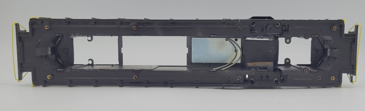 Lionel 38889-2 Black Nickel Plate Road GP-9 Diesel Locomotive Shell #514