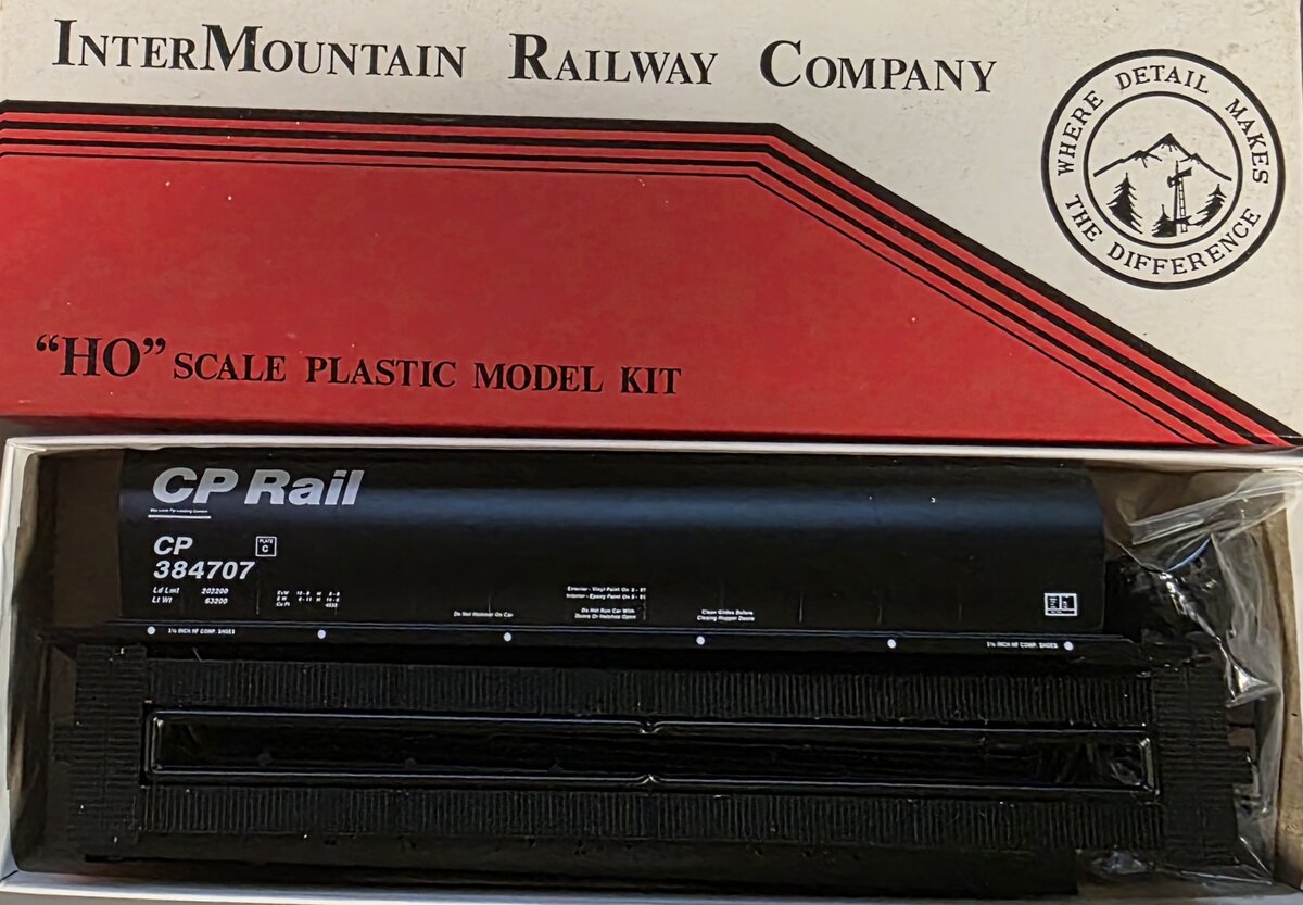 InterMountain CP-01 HO Cylindrical Grain 4-Bay Covered Hopper CP Rail Model Kit