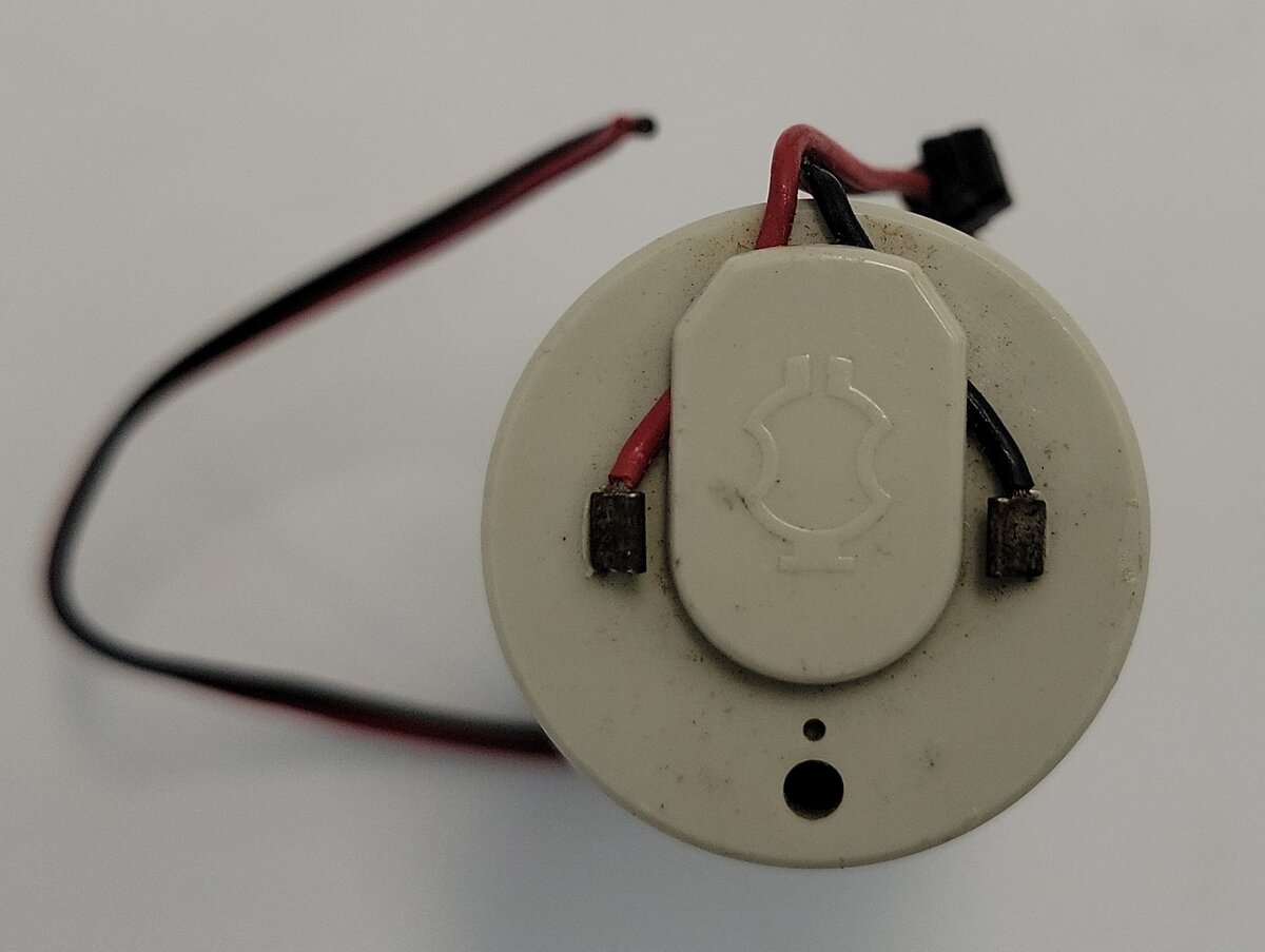 Escap 26 PL 11 210 94 16 Volt DC Can Motor with Wire