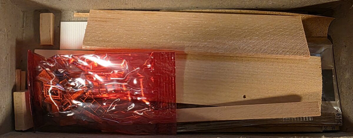 Model Railroad CB-3 HO Bay Window Caboose Building Kit