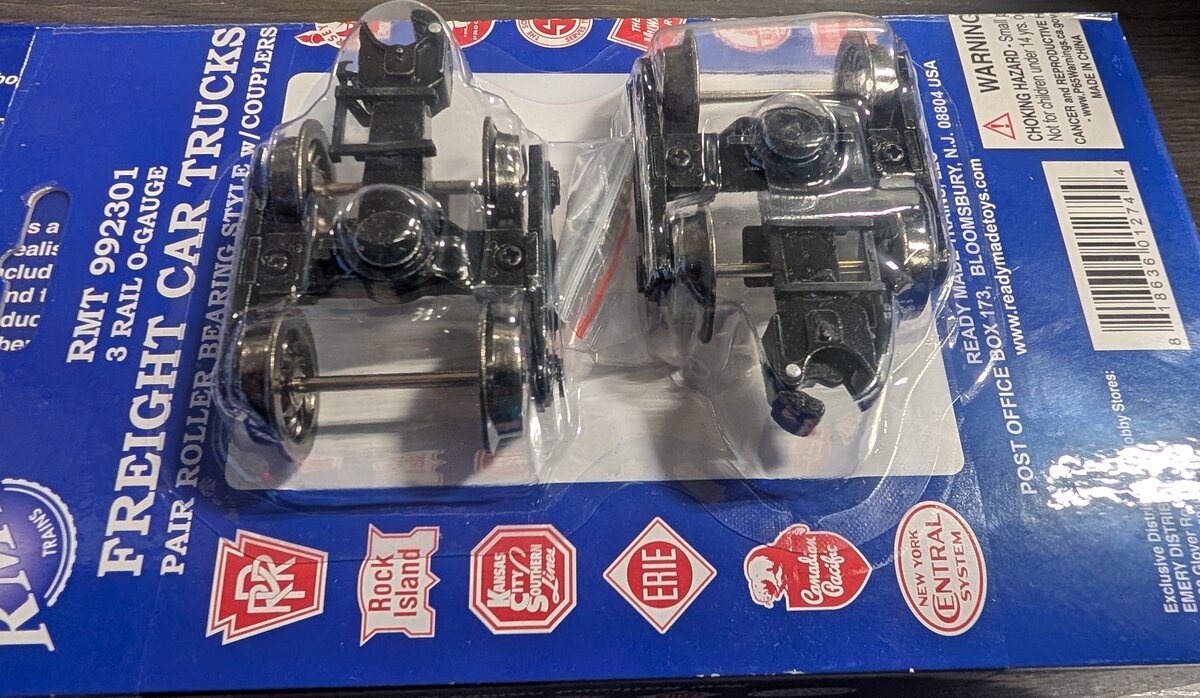 RMT 96899-38 O Gauge Monsanto Single Dome Tank Car w/Replacement Trucks