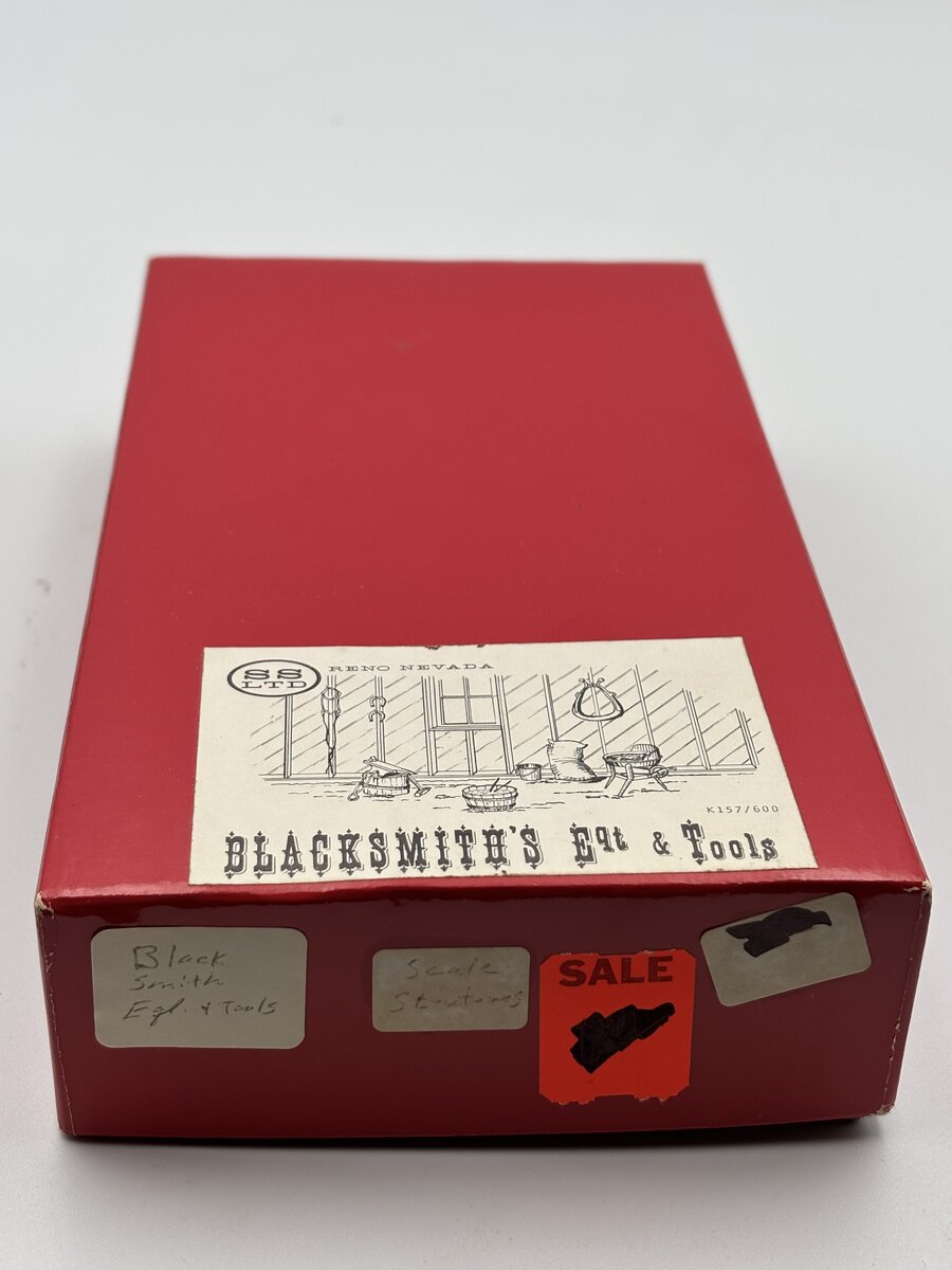 Scale Structures K157 Blacksmith Equ & Tools