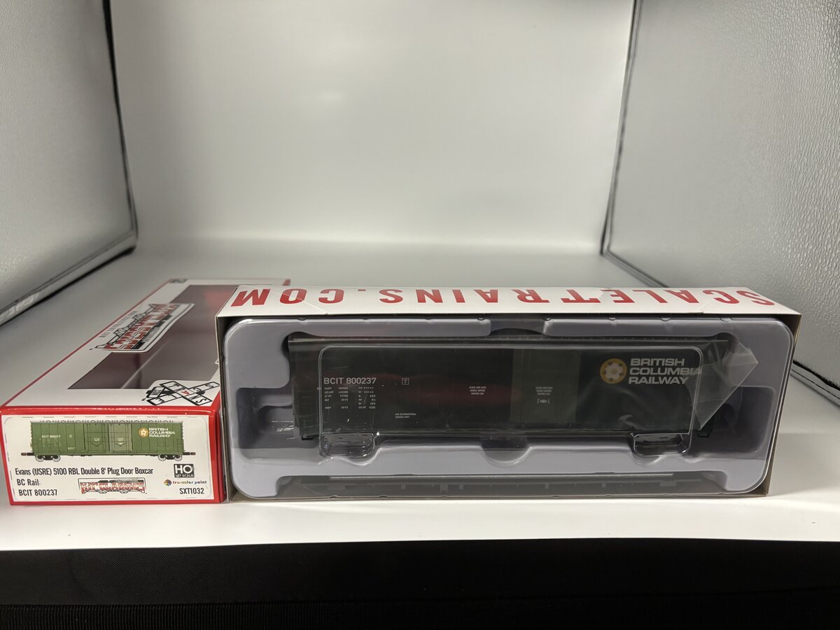 Scale Trains SXT1032 Evans (USRE) 5100 RBL Double 8' Plug Door Boxcar BC Rail