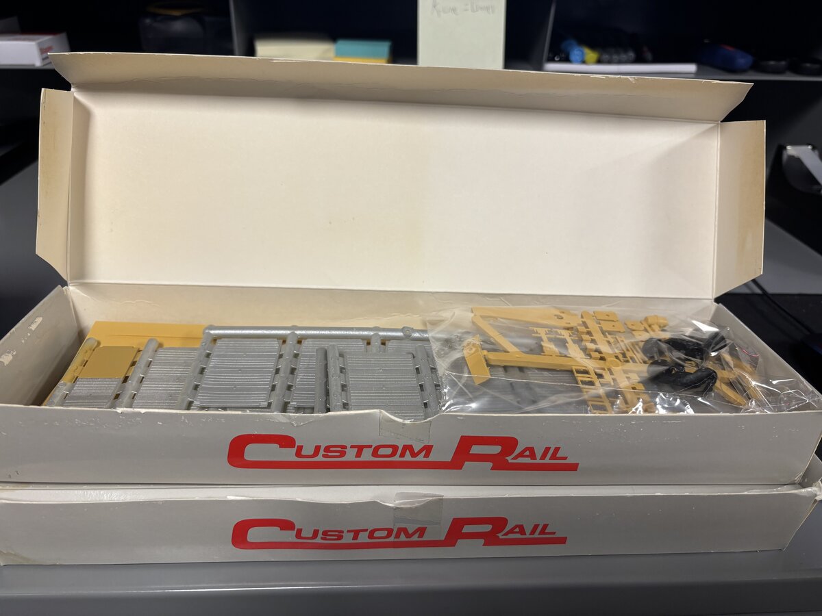Custom Rail 4388 HO 89' 4" Bi-Level Auto Rack Union Pacific