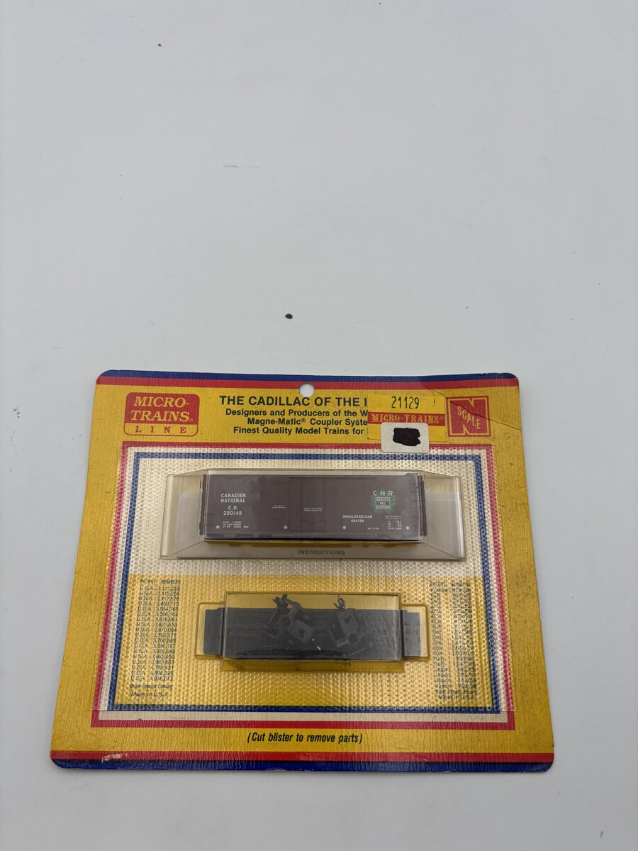 Micro-Trains N-Scale 21129 Canadian National 40' Plug Door Boxcar Kit