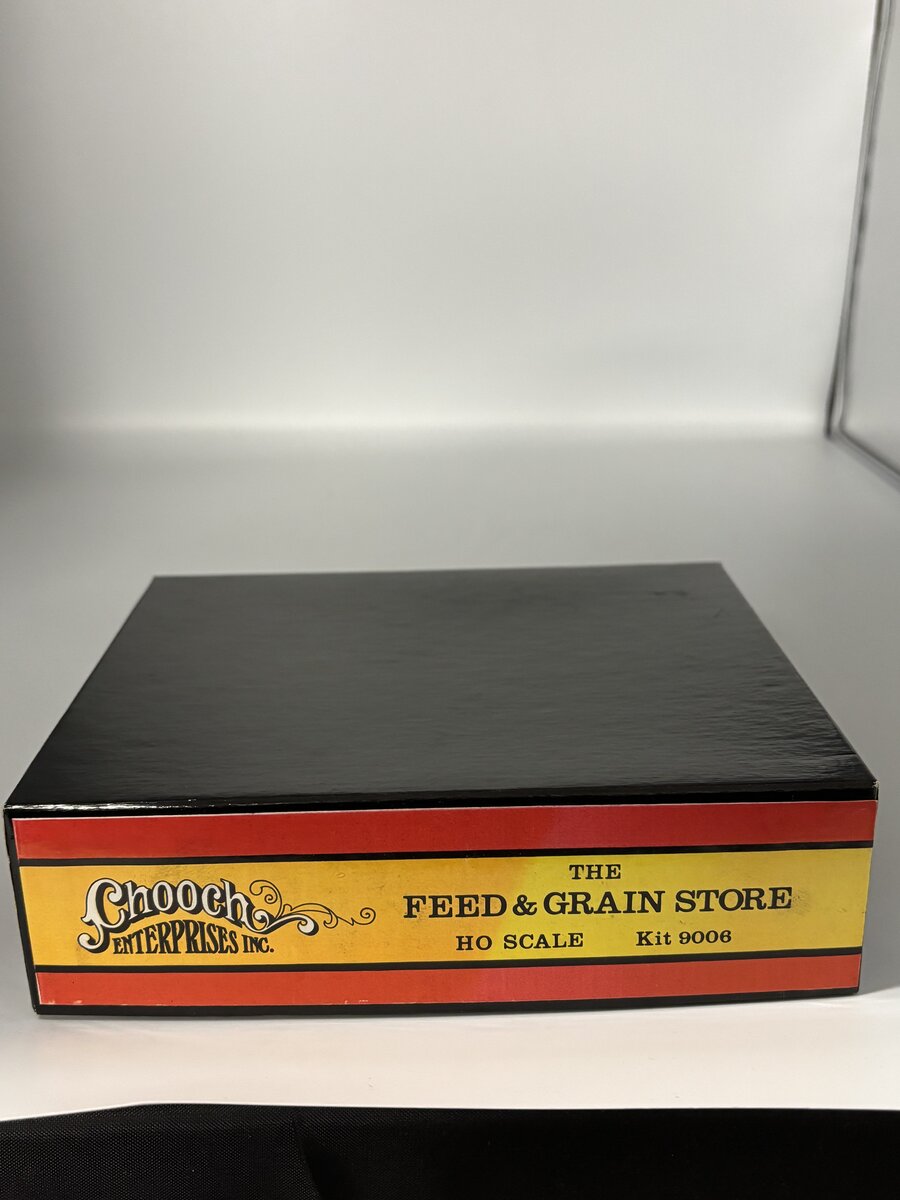 Chooch Enterprises Inc 9006 HO The Feed & Grain Store Build Kit