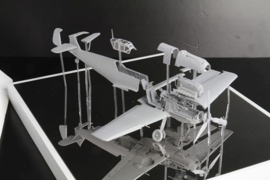 Dragon 5550 1:48 Bf109E-4 (Wing Tech) Aircraft Plastic Model Kit