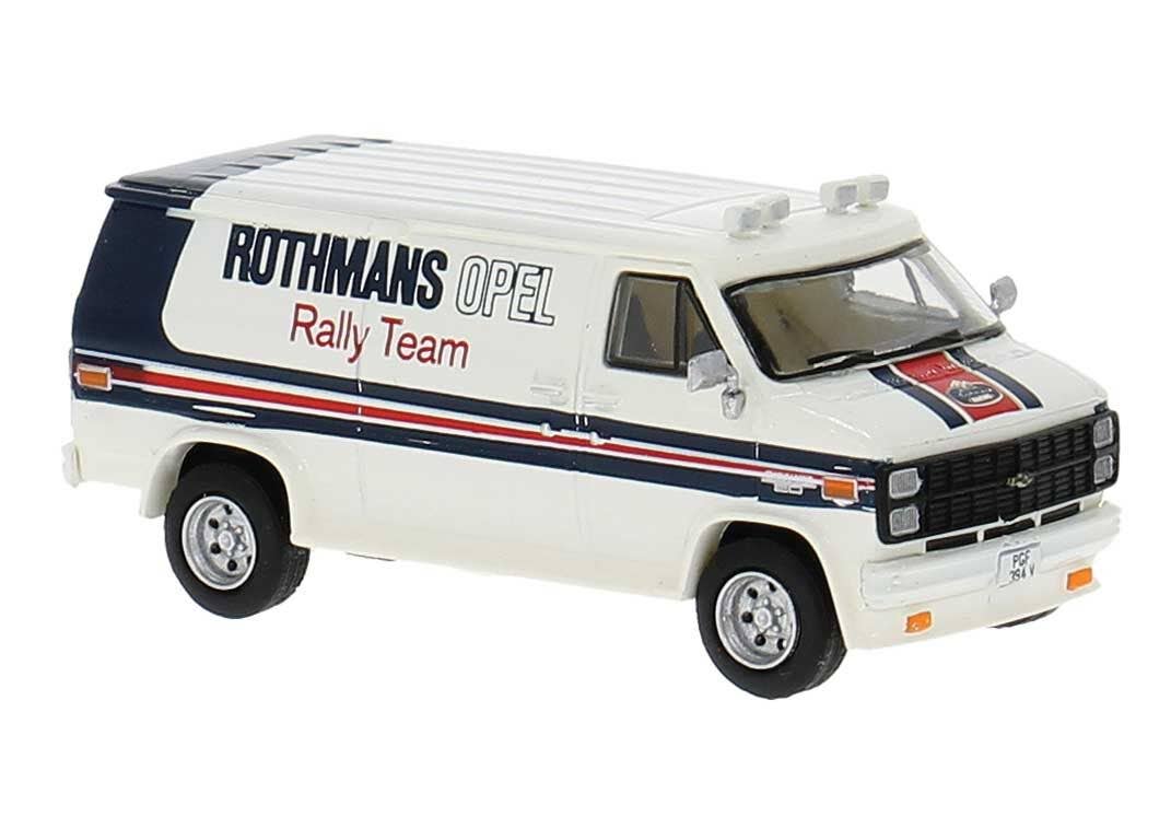 Brekina Automodelle 18257 HO Rothmans Opel Teams 1970s GMC Verdura Cargo Van