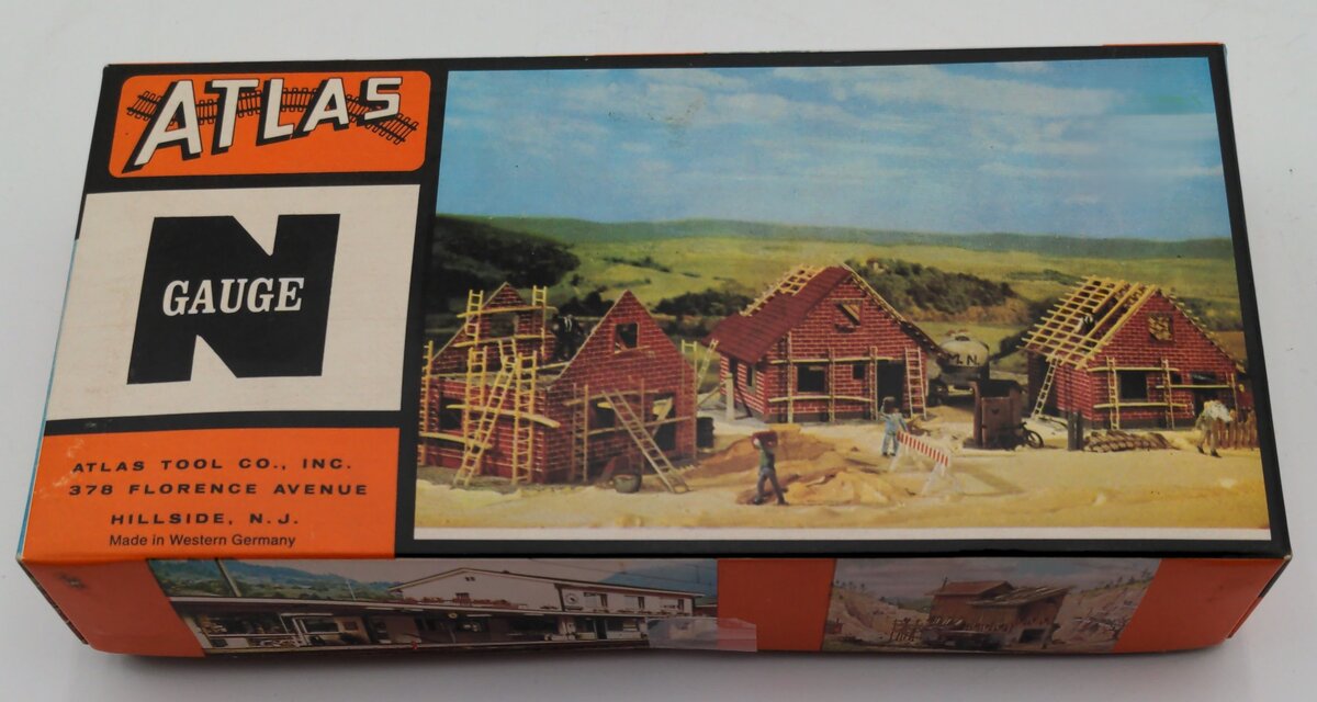 Atlas 2827 3-Houses Under Construction