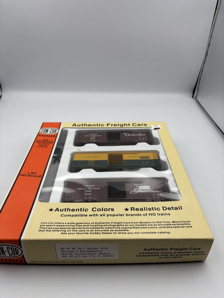 Con-Cor 01-940402 HO 40Ft PS-1 Boxcar Kits Chicago & Northwestern