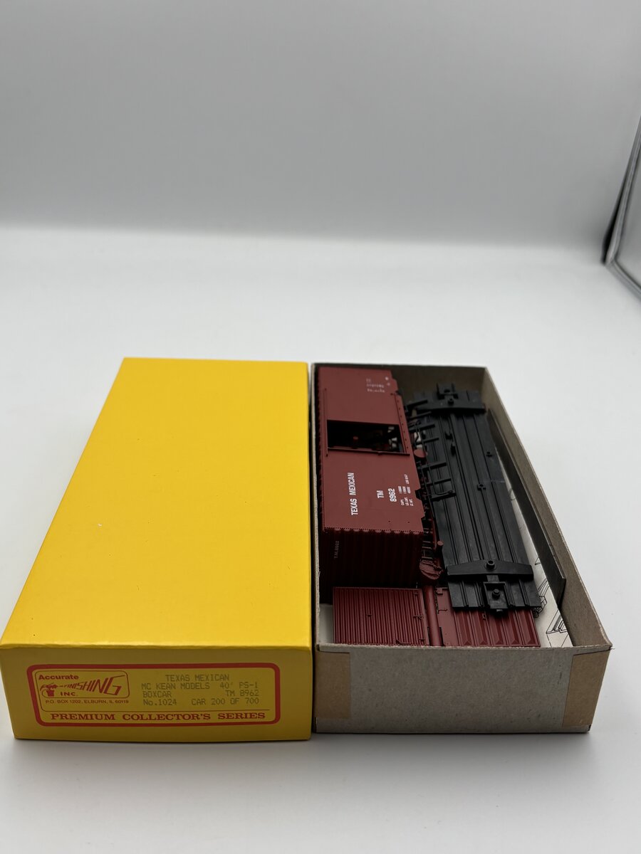 Accurate Finishing 1024 Texas Mexican MC Kean Models 40' PS-1 Boxcar TM 8962