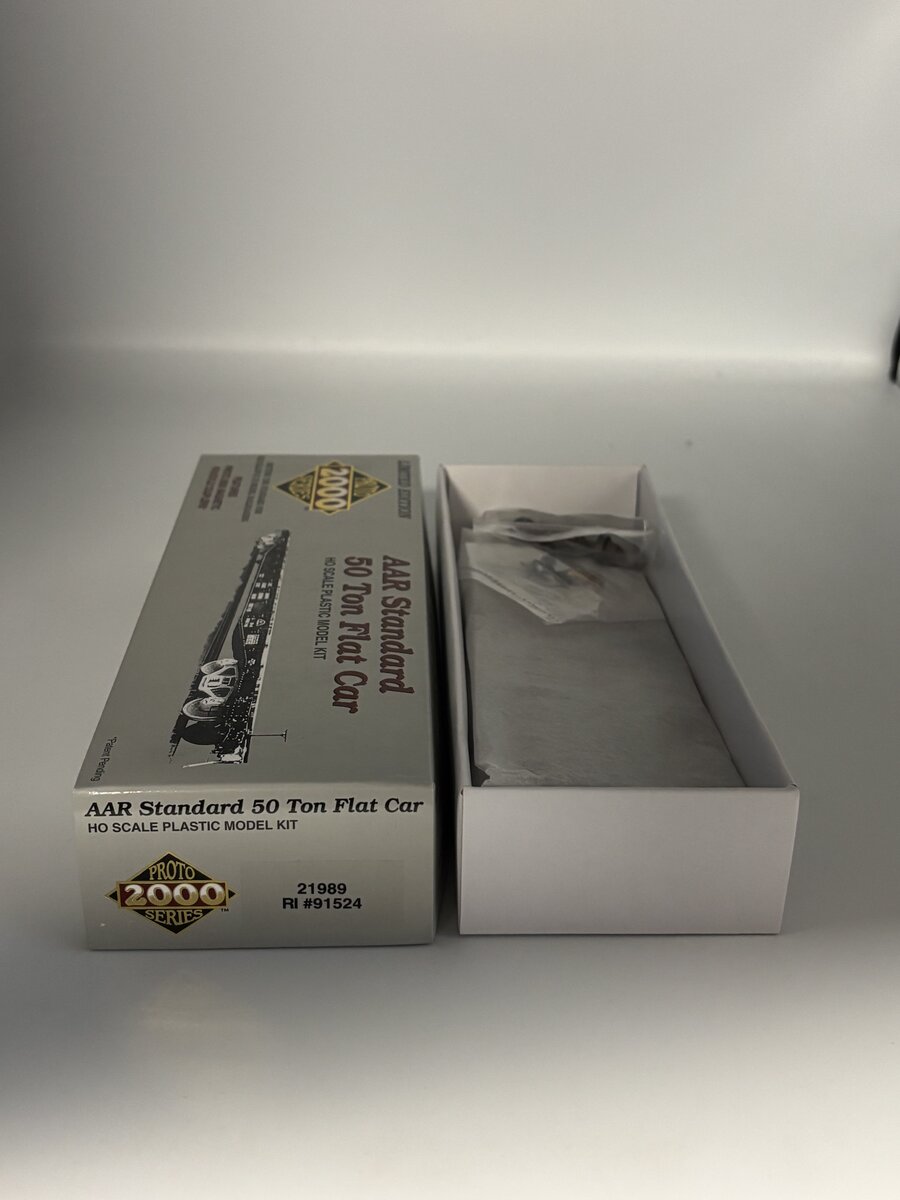 Proto 2000 21989 HO AAR Standard 50 Ton Flat Car Model Kit
