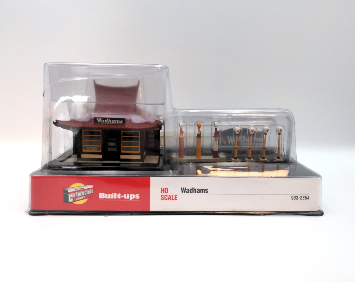 Walthers 933-2854 HO Wadhams Built-Up