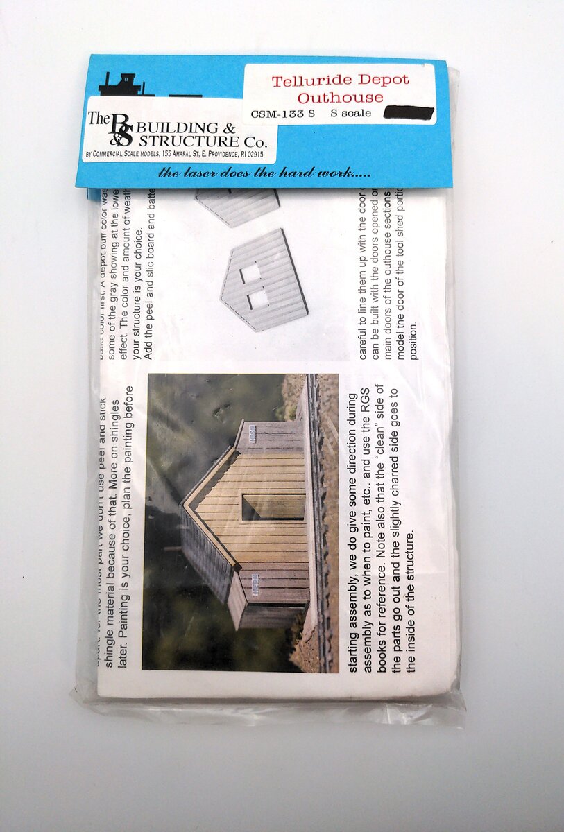 The Building & Structure 133 S Scale Telluride Depot Outhouse Building Kit