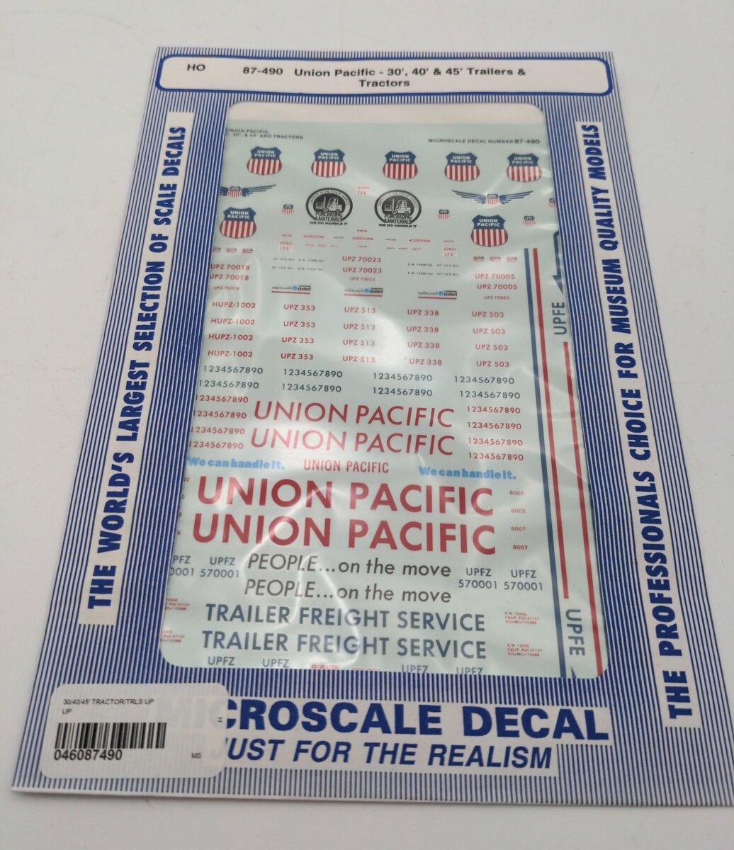 Microscale 87-490 Union Pacific - 30', 40' & 45' Trailers & Tractors