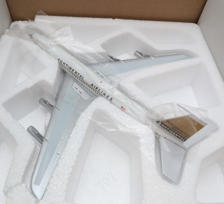 Inflight IF7070811P 1:200 Continental Airlines Boeing 707-300 Polished Plane