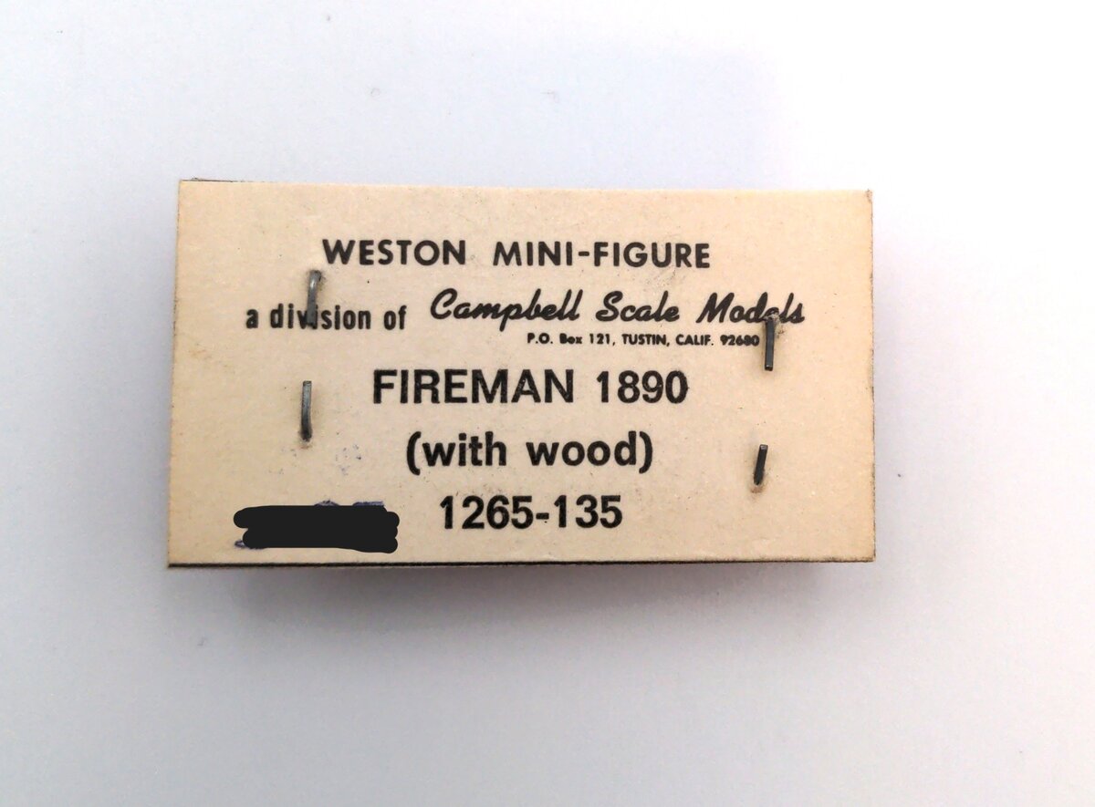 Campbell Scale Models 1265-135 HO Fireman 1890 Mini-Figure (with Wood)