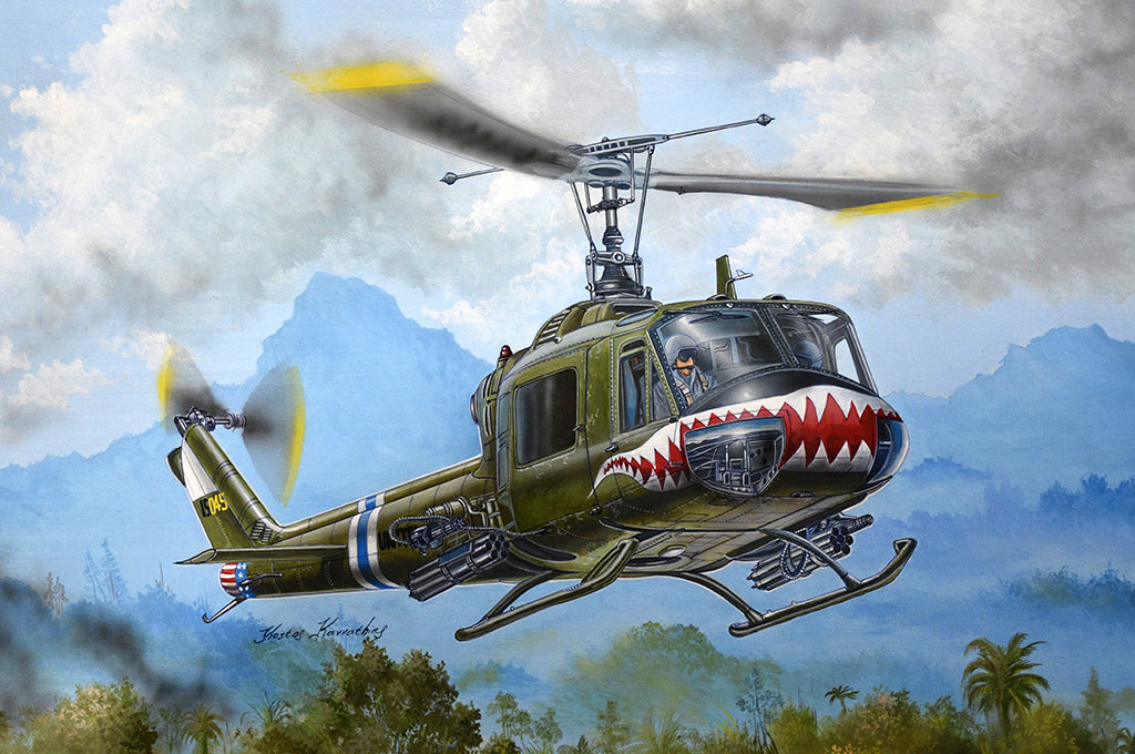Trumpeter 05112 1:35 Gunship UH-1B Huey Helicopter Plastic Model Kit