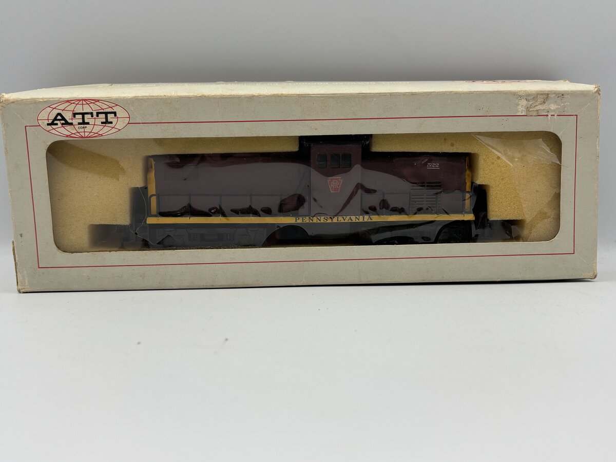 ATT 22 HO Powered-Dummy Diesel Locomotive Pennsylvania 522