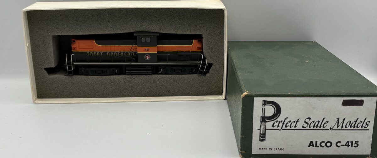 Perfect Scale Models HO Diesel Locomotive Great Northern 35